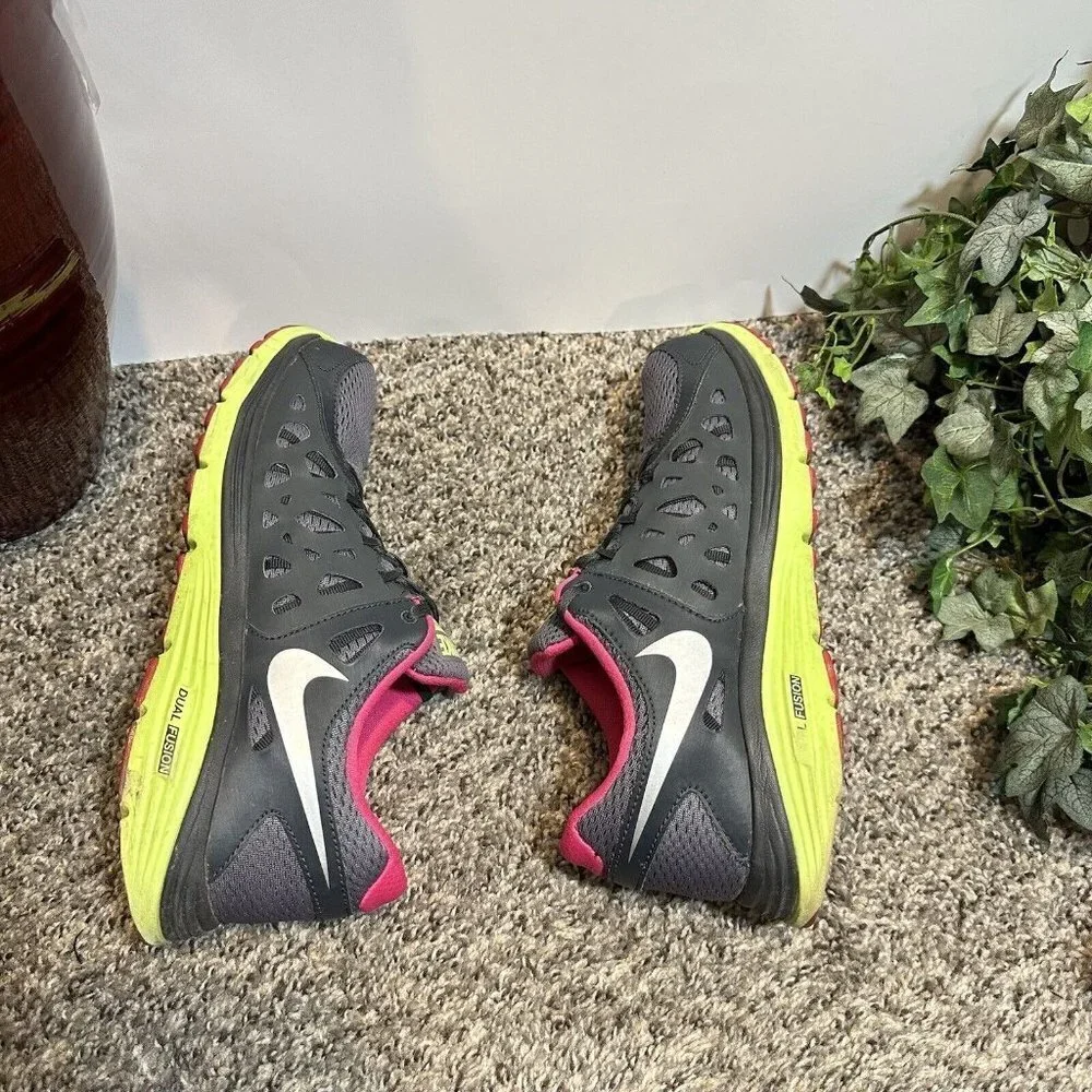 Nike Dual Fusion Run 2 Gray Pink Running Shoes Sneakers 599564-009 Womens Sz 10